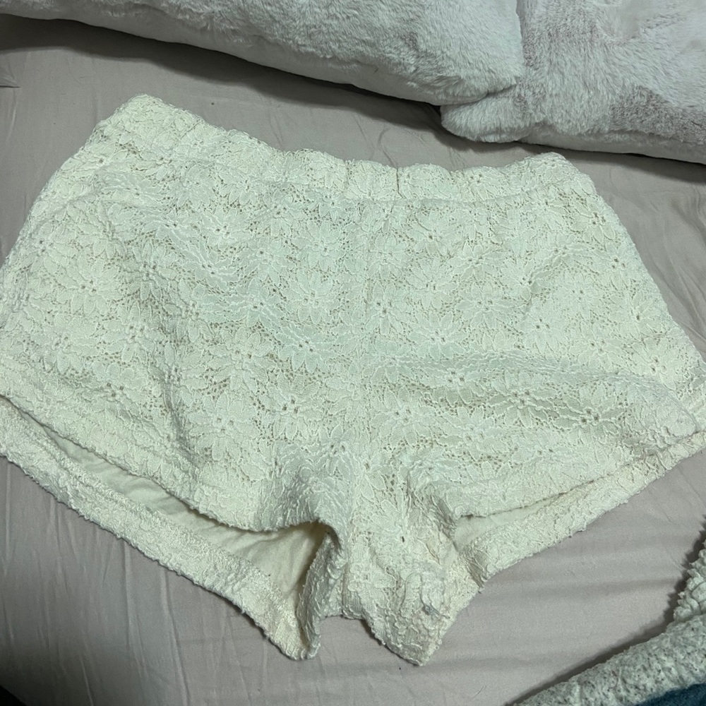 Forever 21 white lace shorts L
